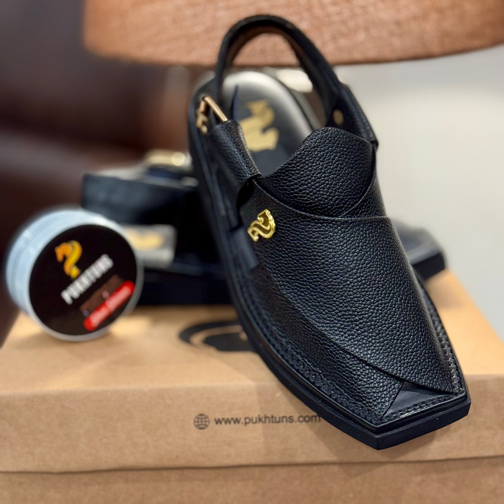 Complete packaging of Black Kaptaan Chappal Handmade – by Pukhtuns