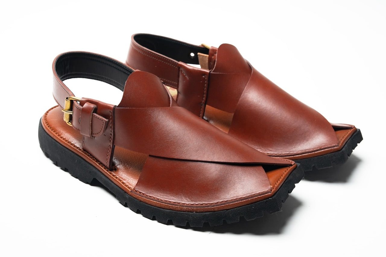 Traditional kaptaanchappal in burgundy leather